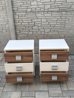 Prodám dvě komody (noční stolky, kontejnery) - 10