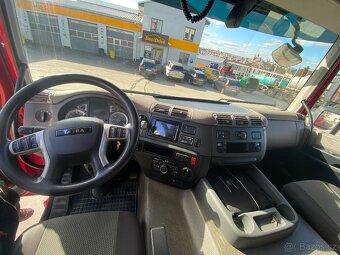 TATRA 4x4 Traktor 79.000 km - 10