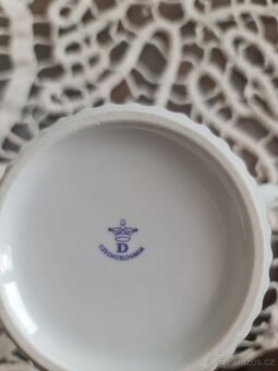 sada porcelánových hrnků - 10