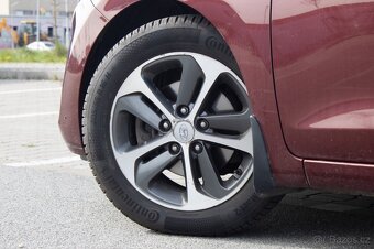 Hyundai i30 1.4i MPI DOHC CVVT YES - 10