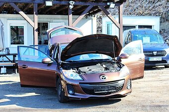 Mazda 3 - 10
