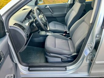 Volkswagen Polo 1,4i 55kW Edice Cricket AUTOMAT - 10