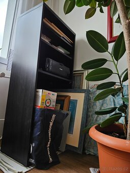 Psací stůl IKEA Micke se skříňkou - 10