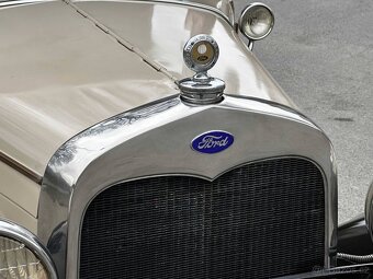 Ford Model A Sport Coupe - 10