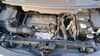 Opel Zafira 1. 4 turbo  7 míst nová cena - 10