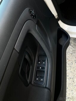 NA DÍLY - Škoda Fabia 2 (2011) 1.6 TDI 55 kW - 10