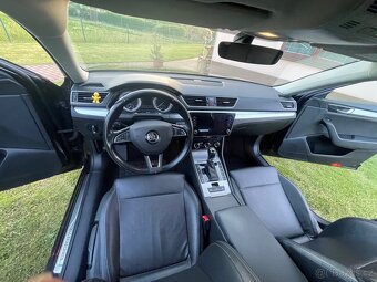 Superb 3 Facelift - 2020 - 10
