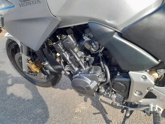 Honda CBF 600S - 10