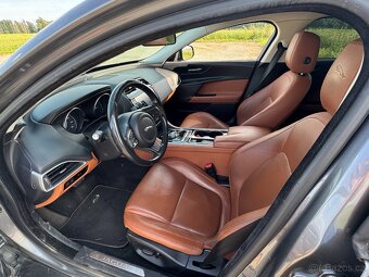Jaguar XE, 2.0D - 10