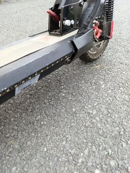 Elektrokoloběžka - nepojízdná (náhradní díly) - 10