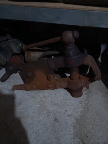 Garážový výprodej - 10