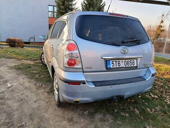 Toyota Corolla verso 1.8 Benzín + Lpg - 10