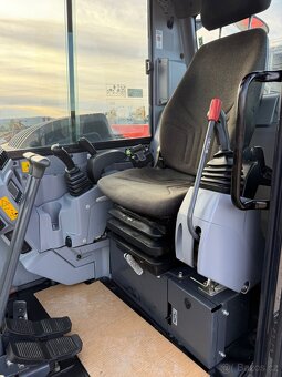 Pásový minibagr KUBOTA KX080-4 - 10