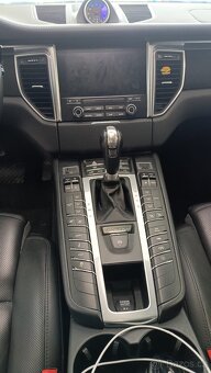 Porsche Macan GTS - 10