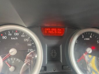 Renault Mégane ll - 10