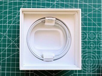 Apple AirPods Pro 2 - 10