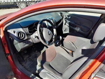 Renault Clio IV 1,5 DCi - 10