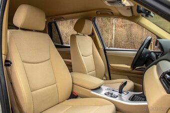 BMW X3 xDrive20d Advantage A/T - 10
