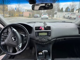 Honda Accord 2.4 V-tec - 10