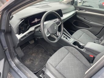 VW Golf 8 1,5 eTSI 96kw DSG rok 2023 35000km - 10
