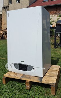 Plynový závěsný kotel Baxi Nuvola 3 Comfort 240 i nepoužitý - 10