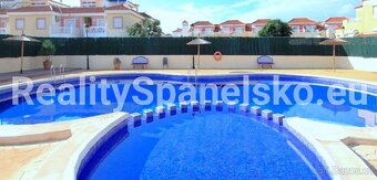 3pokojový byt 3+1 60m² s vl.prostornou verandou+2koupelny - 10