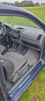 Volkswagen Polo 1,2 47kw r.v.2002 - 10