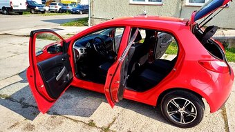mazda 2 1.3 Najeto 95000 ( velmi pekny stav ) - 10