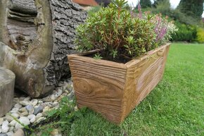 Zahradní dekorace - truhlík, květináč, umělý kámen, beton - 10