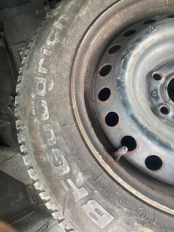 Zimní pneu 195/65 r15 Bf goodfich na discich Renault - 10