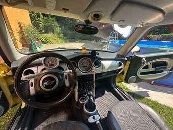 Mini Cooper R50 1.6, r.v. 2002, STK do 06/2027 - 10