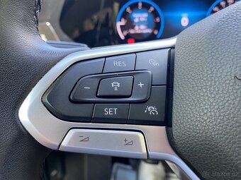 VW Golf 8 2.0TDI 2022 Kombi/Tažné/Ambient/ACC - 10