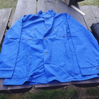 Pracovní oděvy a obuv - 10