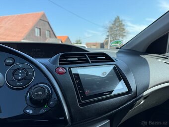 Honda Civic 1.4i 61kw klima-DVD-2006 super stav - 10