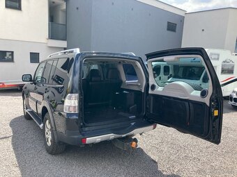 Mitsubishi Pajero 3,2 DID 2009 140 kW - 10