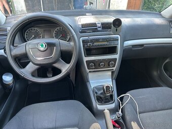 Prodám Škodu Octavii II 1.6 TDI CR 77kW Rok výroby: 2013 - 10