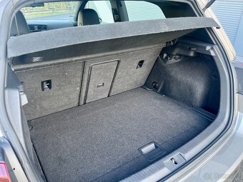 VW Golf VII R 2.0TSI 221kW DSG 4M VÝHŘEV Senzory 1. majitel - 10