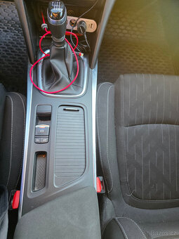 Renault Megane IV Grandtour Limited 1,5 Blue dCi - 10