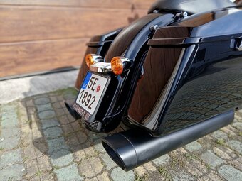 Harley-Davidson FLHX Street Glide 103 - 10