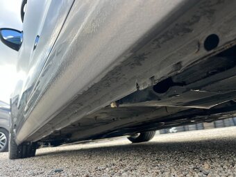 Peugeot 308sw 2.0HDi 110kw, panorama, navi, park. kamera - 10