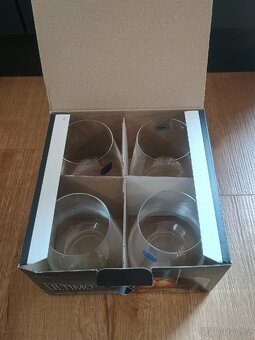 Sklo CRYSTALEX Úplně nové - 10