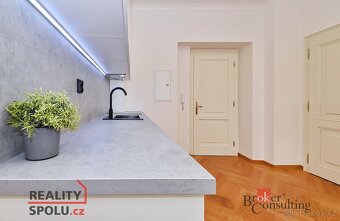Pronájem, byty/2+kk, 32 m2, Černomořská 384/9, Vršovice, 101 - 10