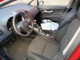 Toyota Auris 1.4 D4D 66 Kw 96 Tis Km Bez Koroze Slušní Stav - 10