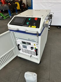 Laserový čistiaci stroj 2000W RAYCUS - 10