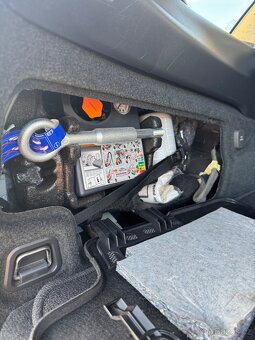 Volvo V60, 2.4 D6 AWD 158 kW PLUG-IN HYBRID - 10