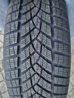 Renault scenic disky 5x114,3 s pneu 195/55/20 zima - 10