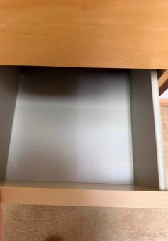 Prodám komodu IKEA MALM - 10