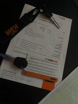 KTM DUKE 125 - 2022 - 10