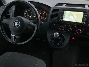 VW Multivan T5 2.0 TDI 103kW BICOLOR CarPlay,7 MÍST,MLHOVKY - 10