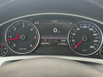 VW Touareg 3.0 TDI / Vzduch /Tažné 3.5t /Webasto / Servis VW - 10